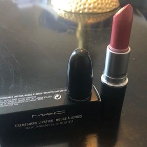 BNIB MAC LIPSTICK FANFARE